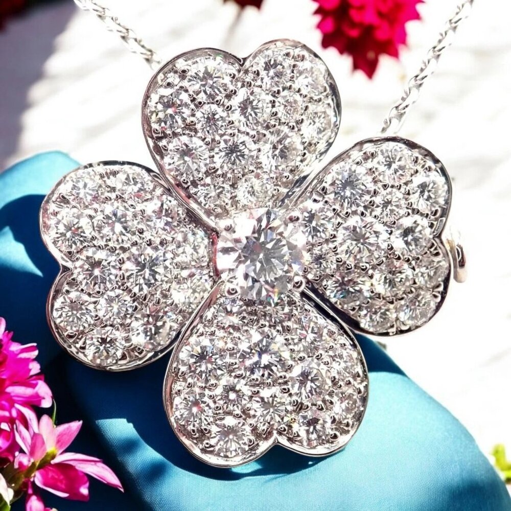 Van Cleef & Arpels Cosmos 18k White Gold Diamond Medium Brooch Pendant Necklace - Picture 2 of 14